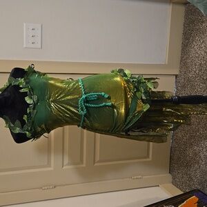 NWT Spirit Halloween 'Lethal Beauty' costume